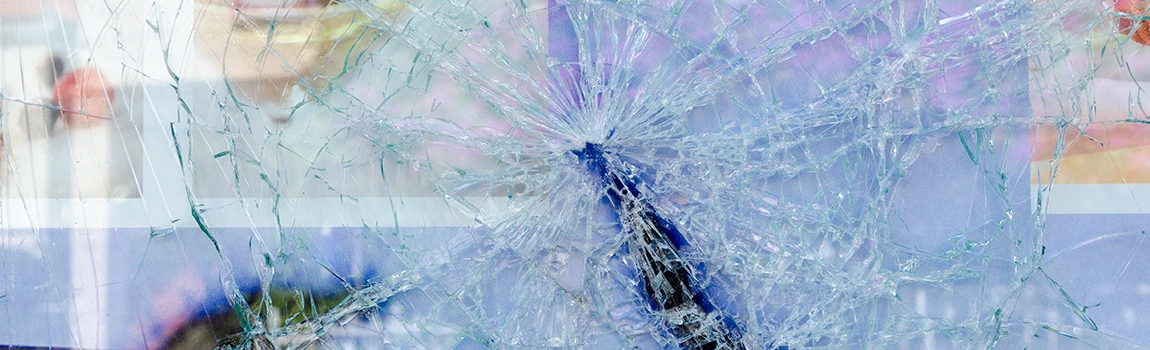 Window Broken Glass Repair in North Lauderdale, FL