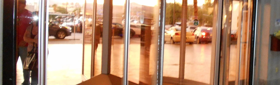 Storefront Glass Repair Cost in North Lauderdale, FL